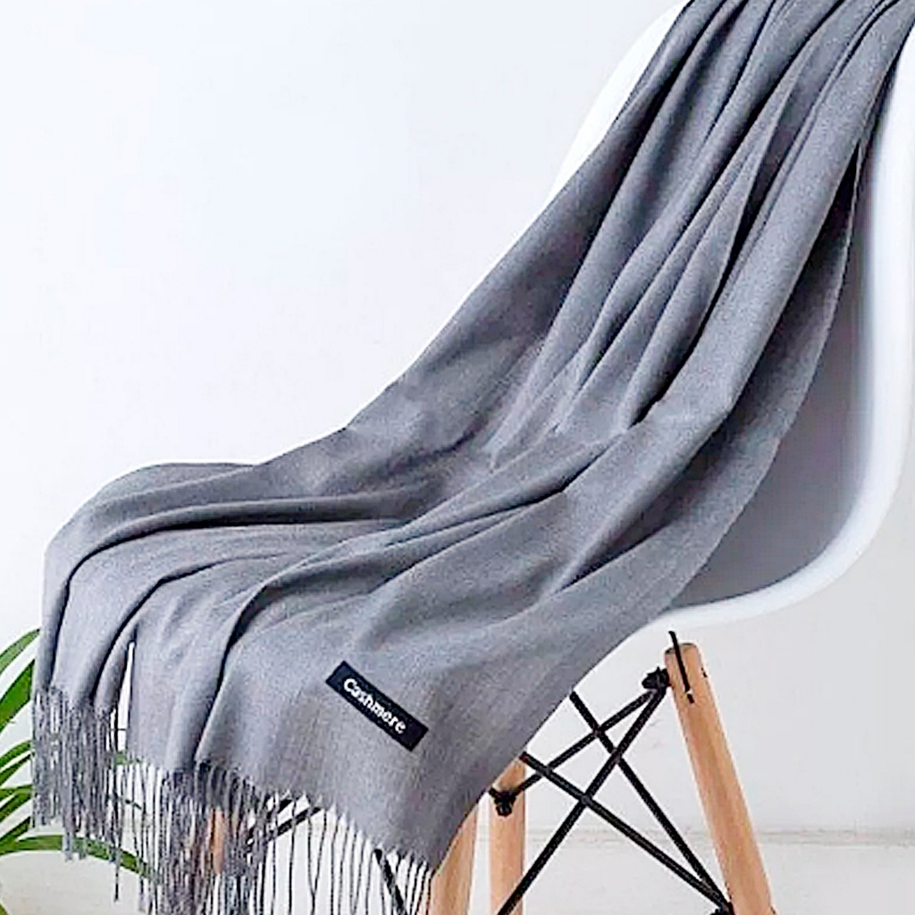 O que é Cachecol Cinza Escuro? Guia e Onde Comprar | BuscaProdutos