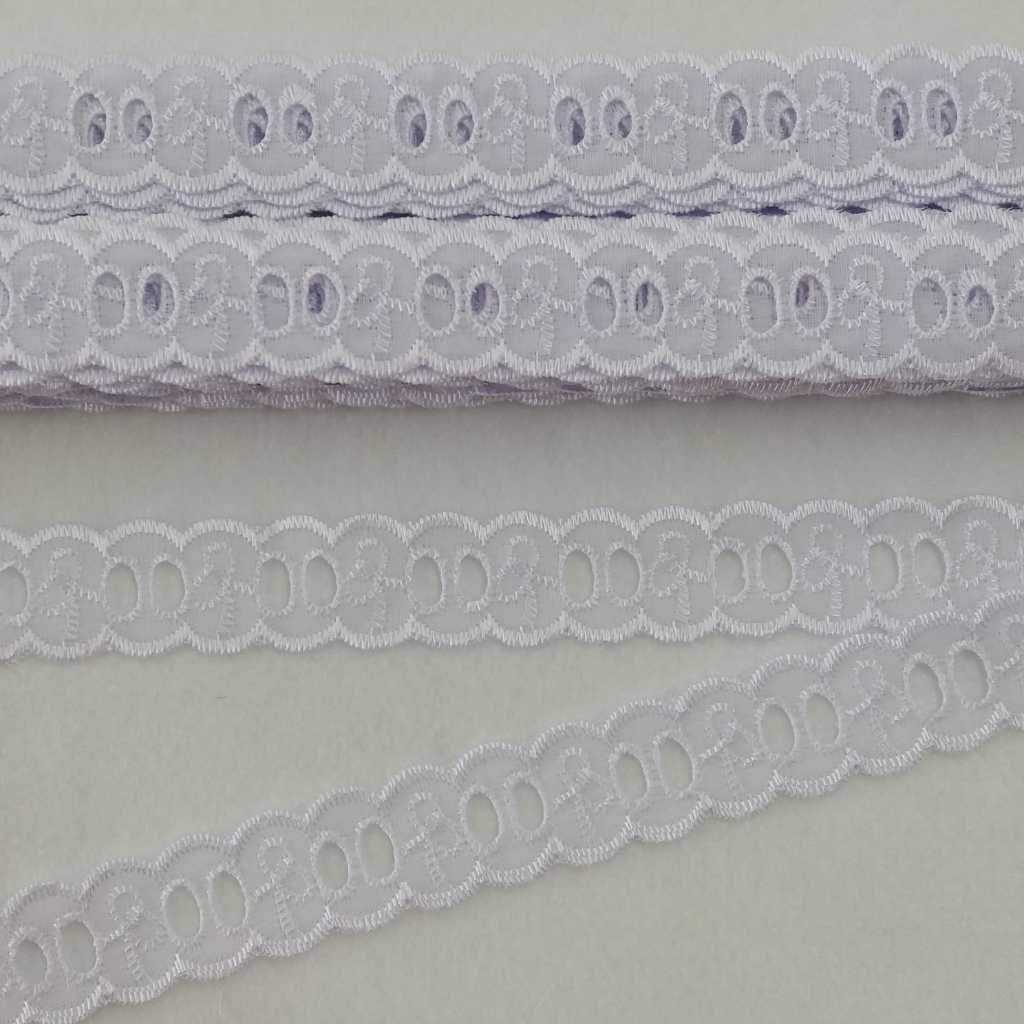 Bordado Passa Fita 13,70m- Acabamento em Artesanatos, Costuras, Fraldas e Toalhas em Oferta na Shopee