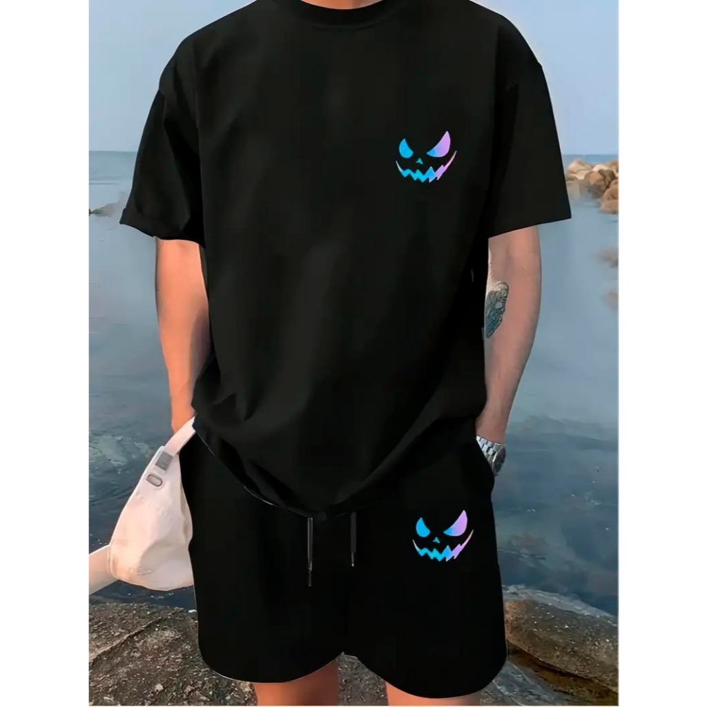 Conjunto Camiseta Básica Smile Holográfico (ESCUDO) StreetWear + Bermuda Moletom Smile Holográfico (LATERAL) Unissex