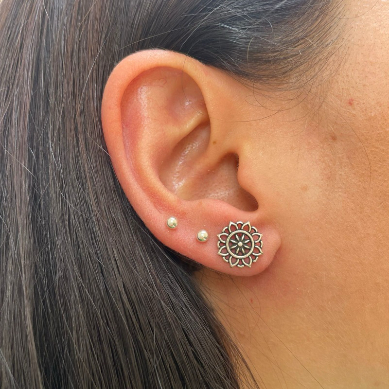 Brinco Mandala Envelhecida Prata 925 em Oferta na Shopee