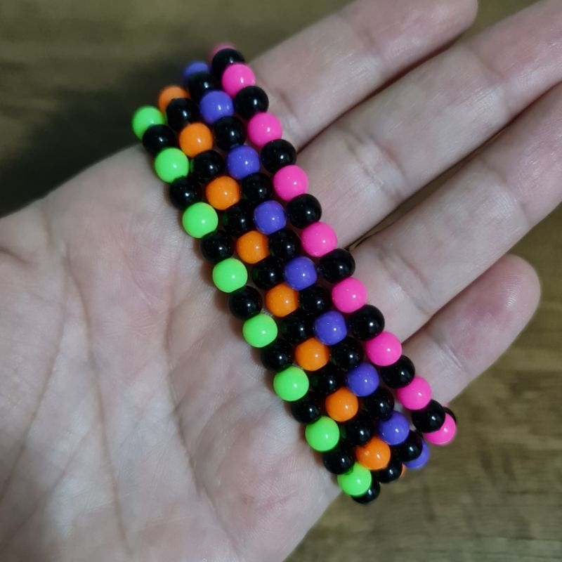 Kit 12/8/4 Pulseira Feitas no Fio Strech Reforçada Moda Y2K Feminina/Masculina Estilo anos 2.000 /MiçanMix Acessórios em Oferta na Shopee