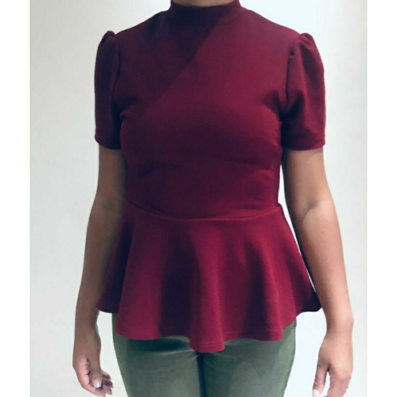 Blusa Peplum vinho com babado e manga bufante