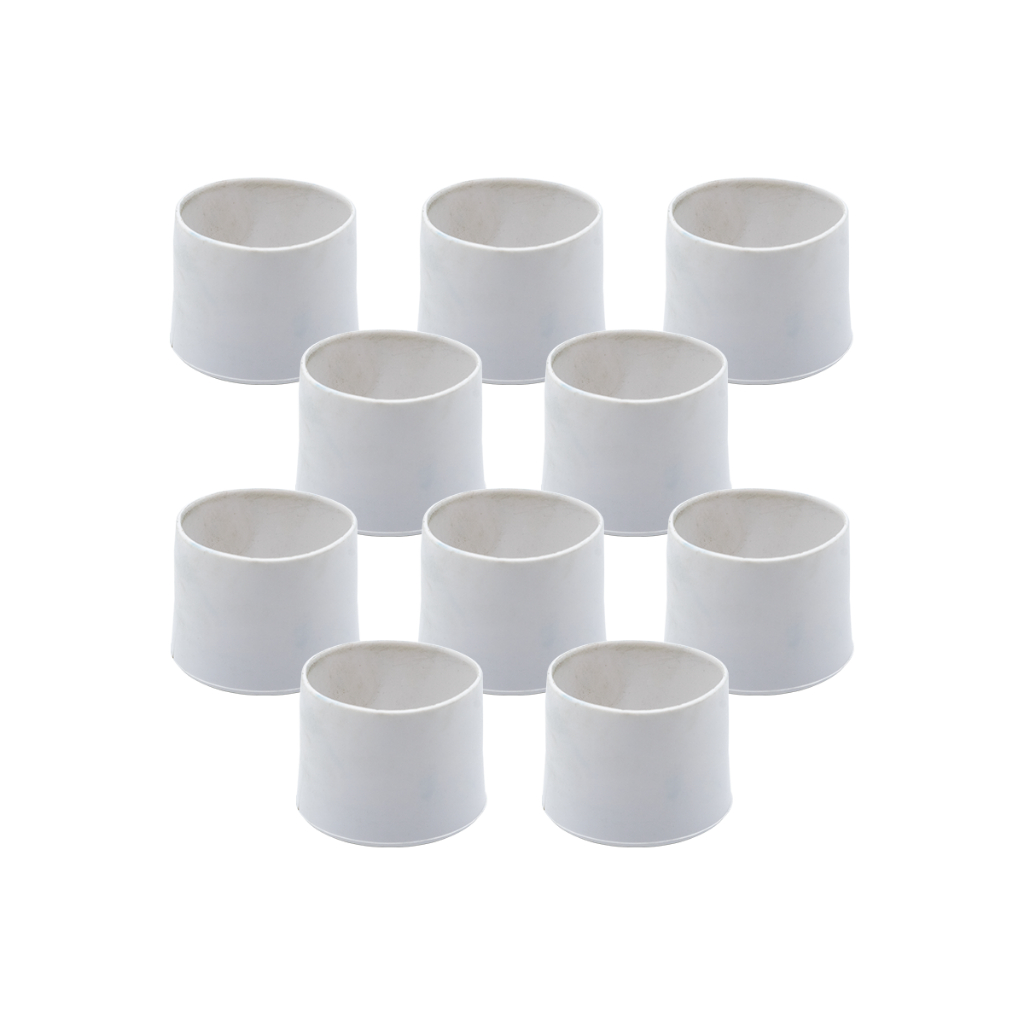 Kit Com 16 Ponteiras Para Pé De Móveis Cadeira Externa Pvc 1/2 Anti Risco