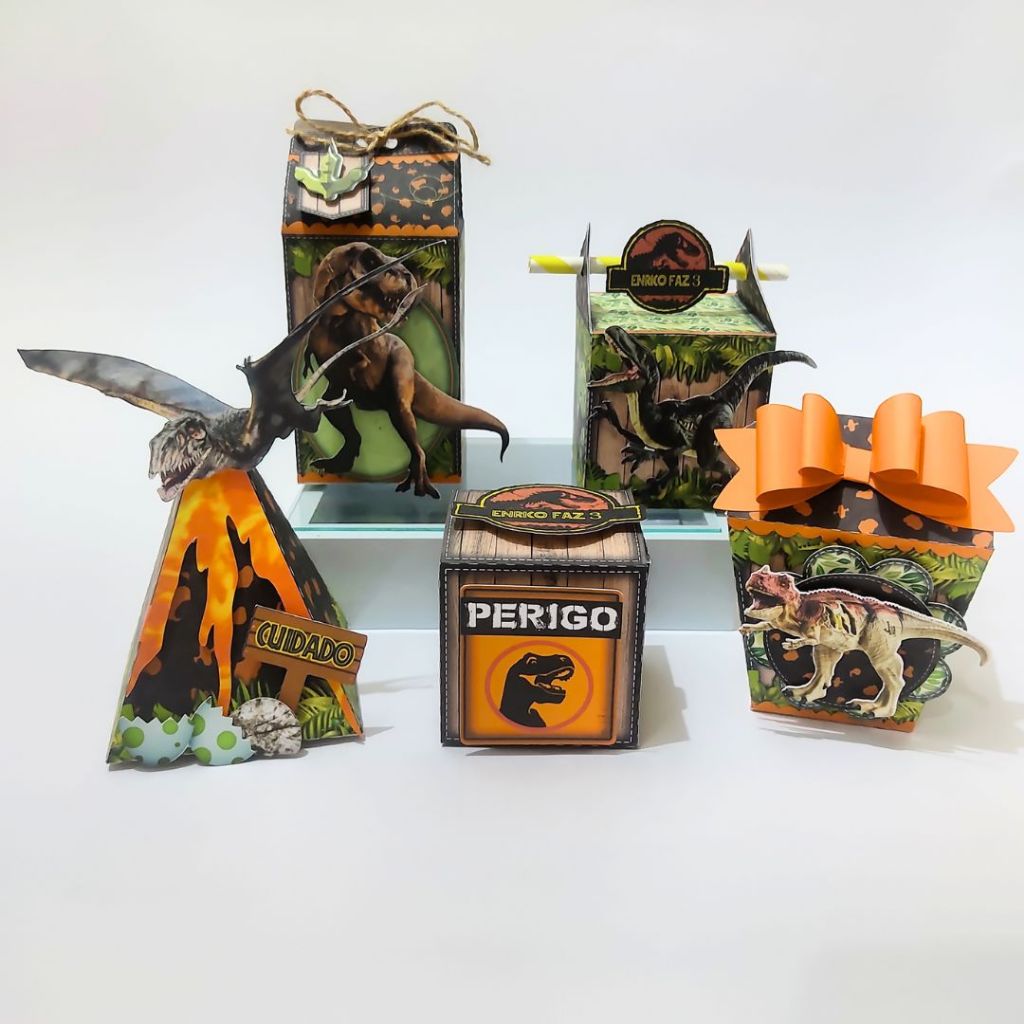 Kit festa (PEGUE E MONTE) Dinossauro jurassic park lembrancinha personalizada