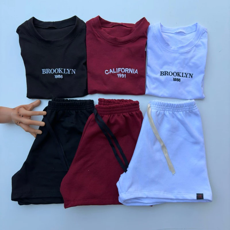 Conjunto feminino Moletinho basico cropped basico short moletom feminino conjunto cropped e short — imagem 1