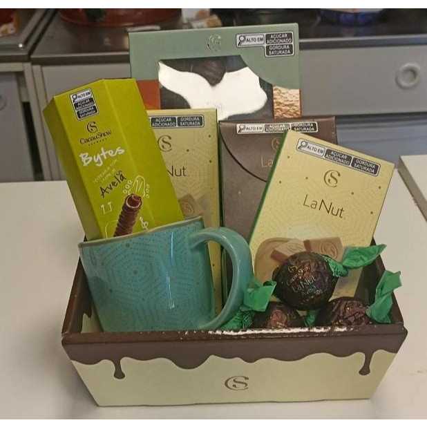 Cesta de Chocolates Para Presente com 9 Itens - Cacau Show