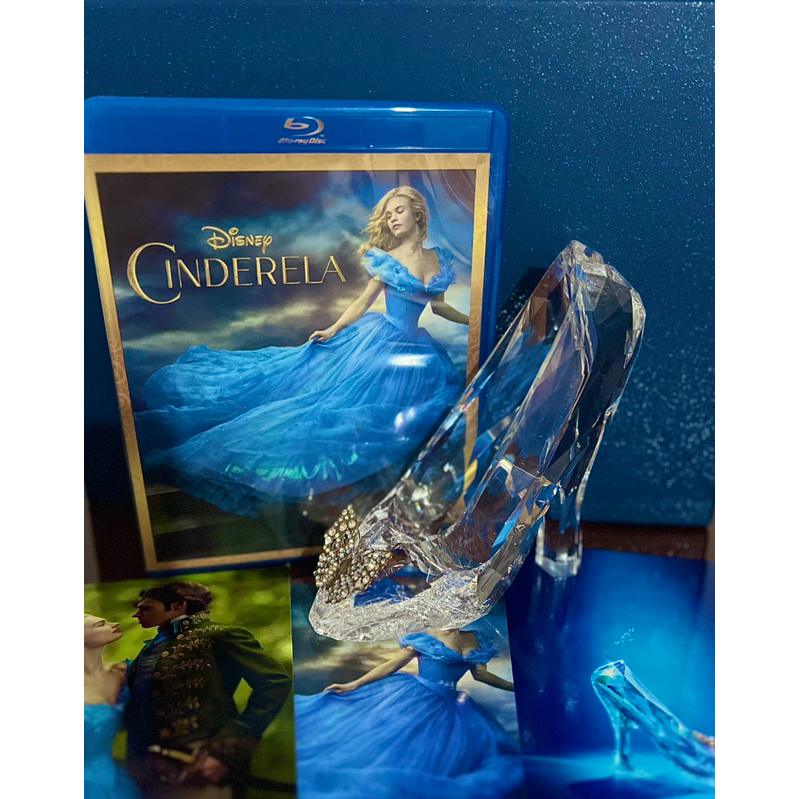 Kit Cinderela Bluray e Sapatinho de Cristal Disney 2015 Princesas Classicos raro (TRINCADO / DANIFICADO)