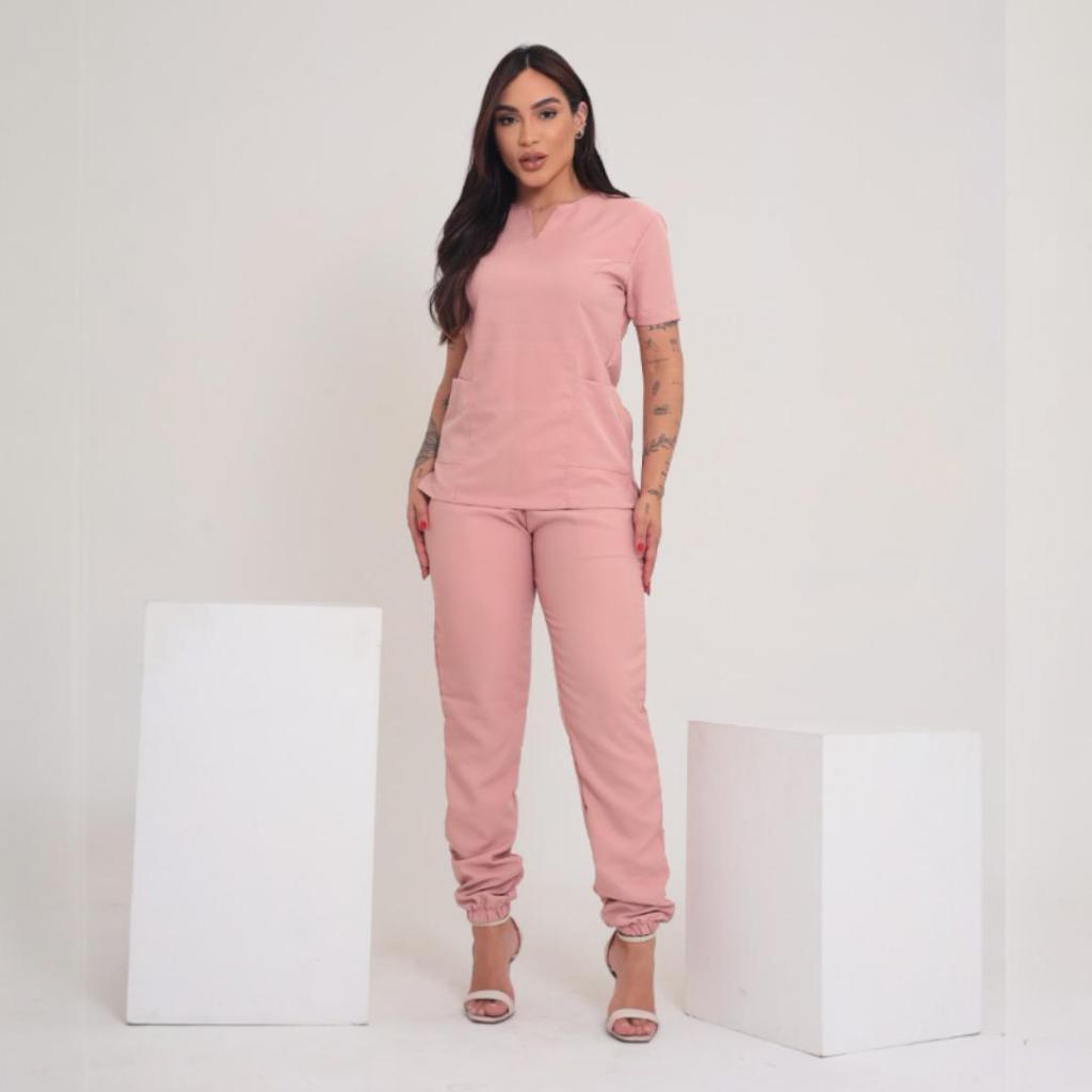 Conjunto Feminino Rose Profissional Blusa Calça De Algodão Para Lash Designer Enfermagem
