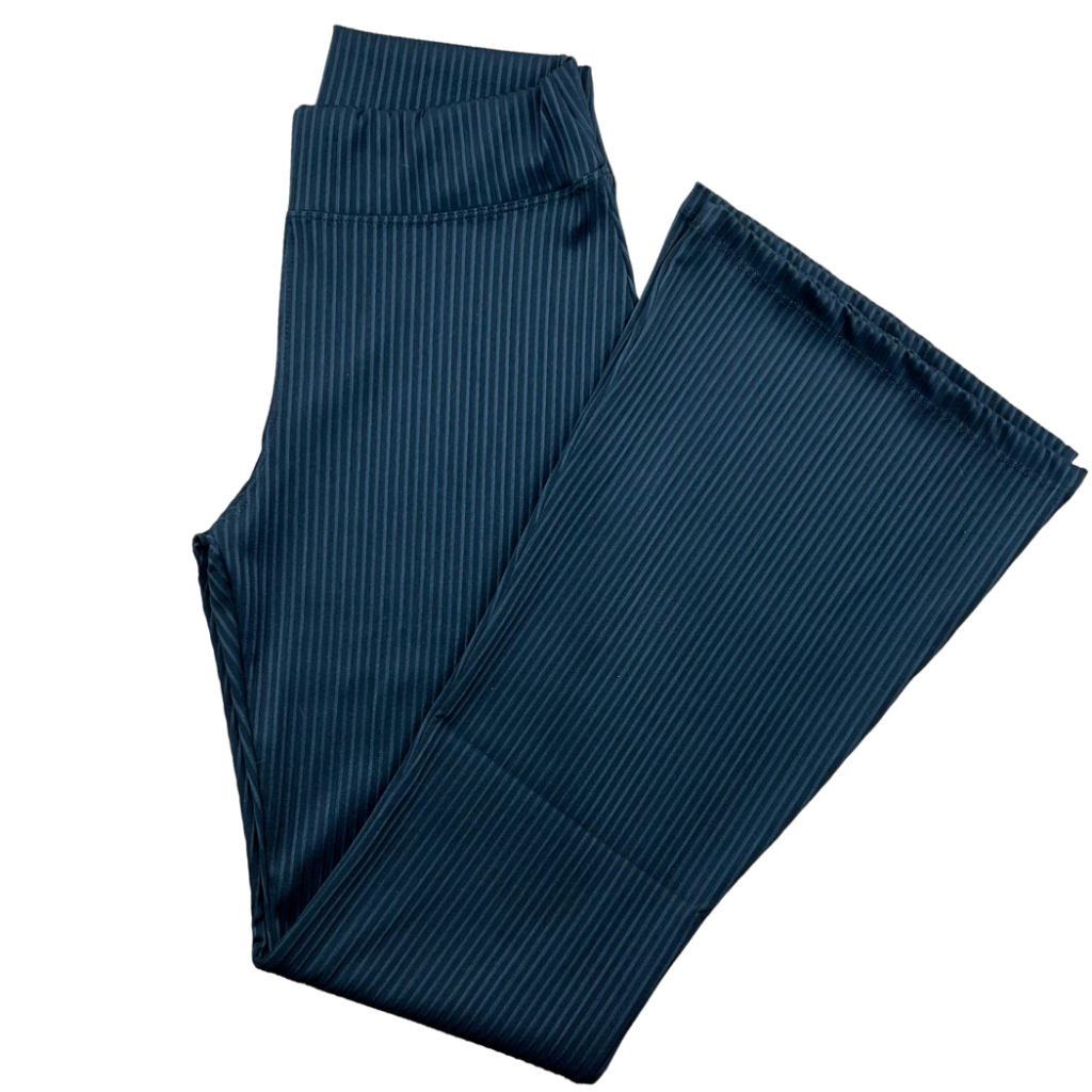 Calça Flare Adulto Malha Canelada 3D em Oferta na Shopee