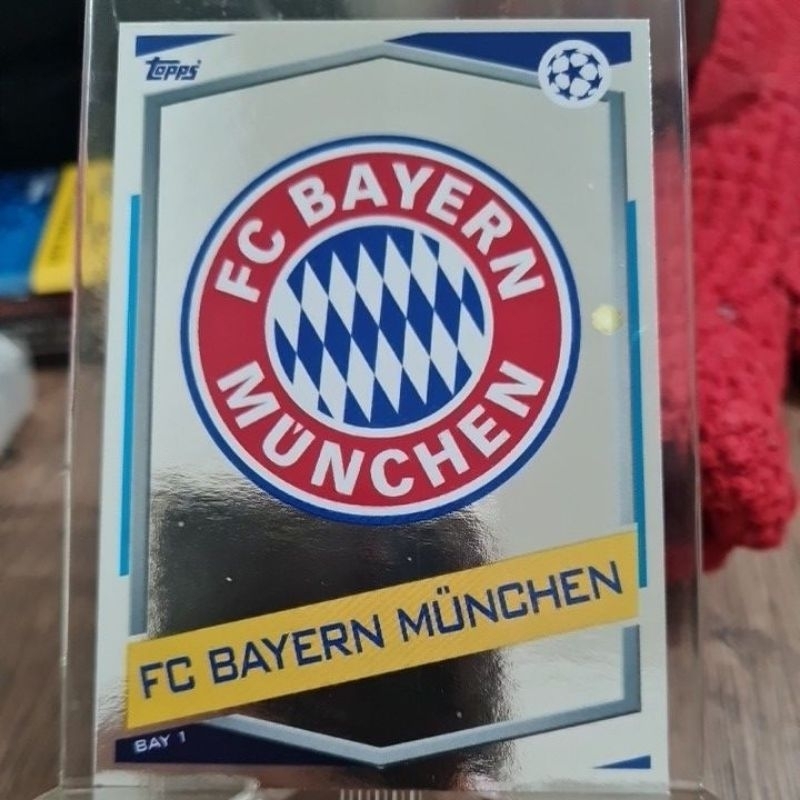 Card BAY1 ESCUDO FC BAYERN MÜNCHEN da Coleção Match Attax Champions League 2016/2017 - Topps