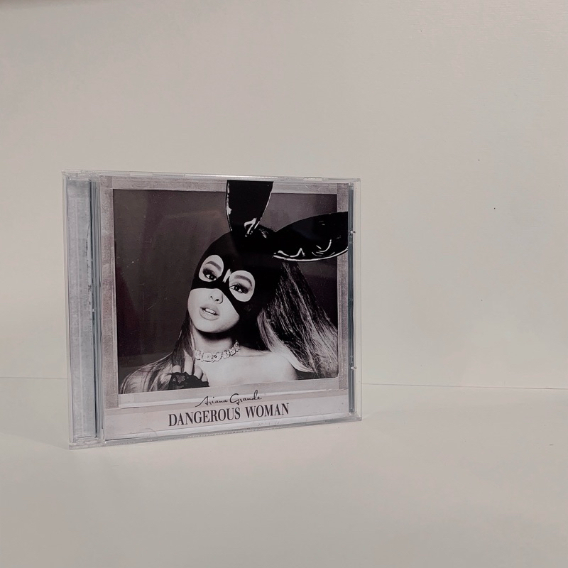 Ariana Grande - Dangerous Woman (CD Físico)[Fan-Made]