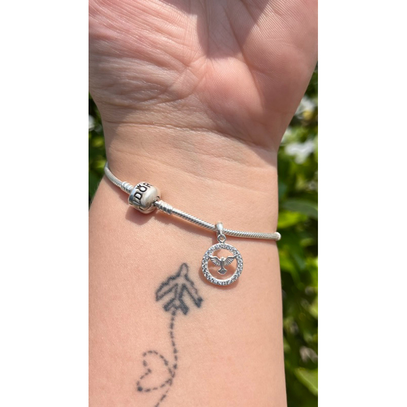 Berloque ou pingente sem corrente  de Espírito Santo cravejado prata 925 legítima em Oferta na Shopee