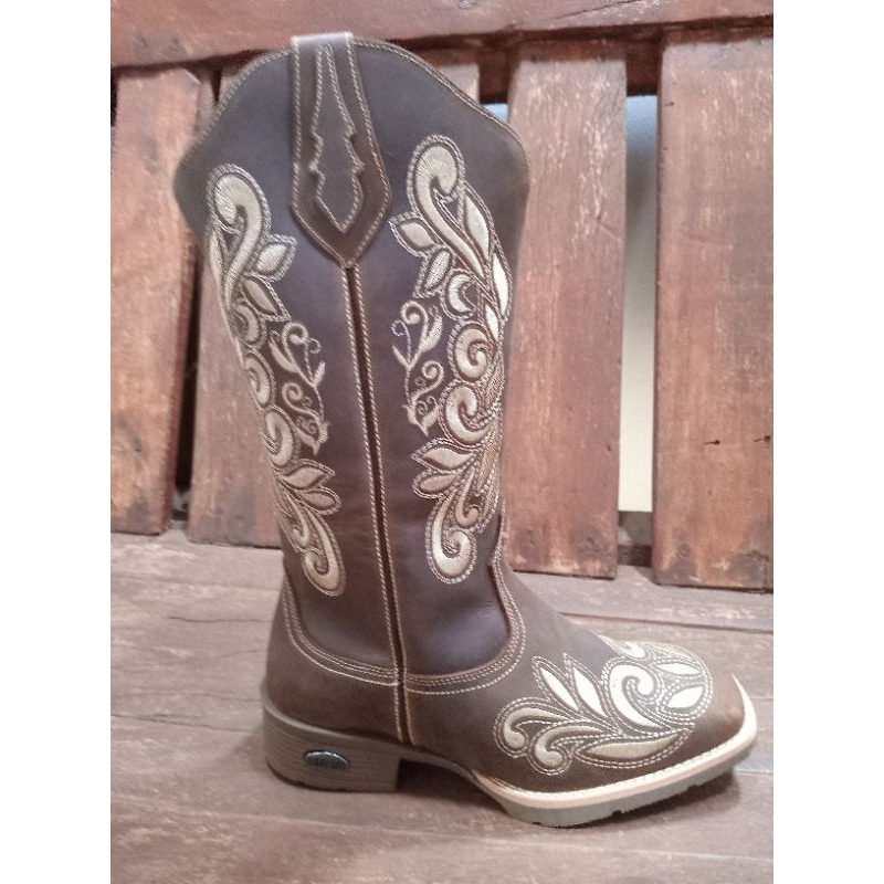 Bota Cano Longo Feminina Bege - Comprar com Melhor Preço em Botas