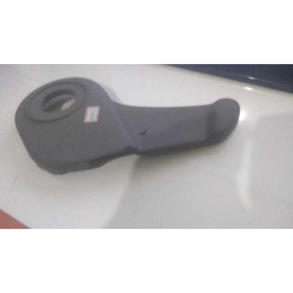 Capa Banco  Lateral LADO INTERNO MOTORISTA - VAZADO  Corsa 97 A 2002  CINZA