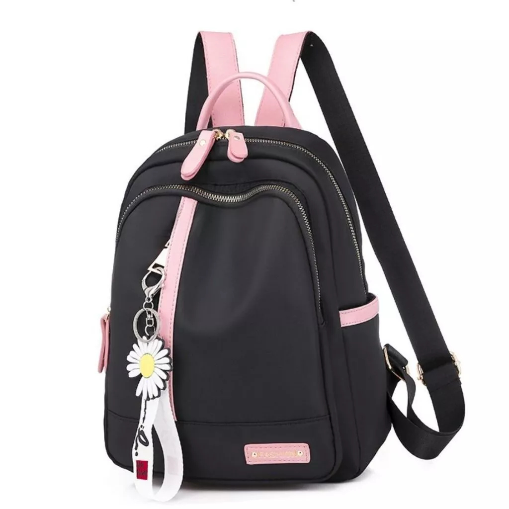 Mochila feminina com pingente nylon impermeável passeio casual em Oferta na Shopee