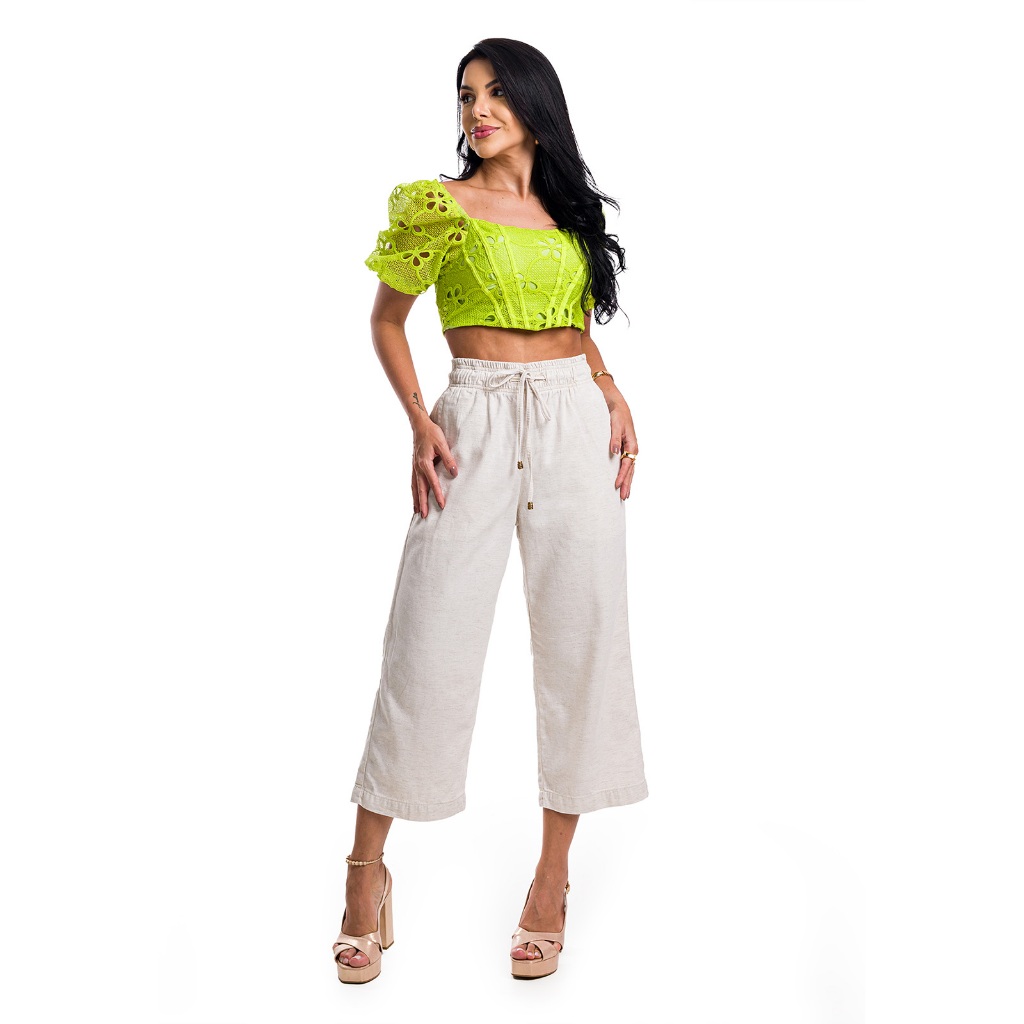 Bermuda Calça Pantacourt com Cós Elástico Social