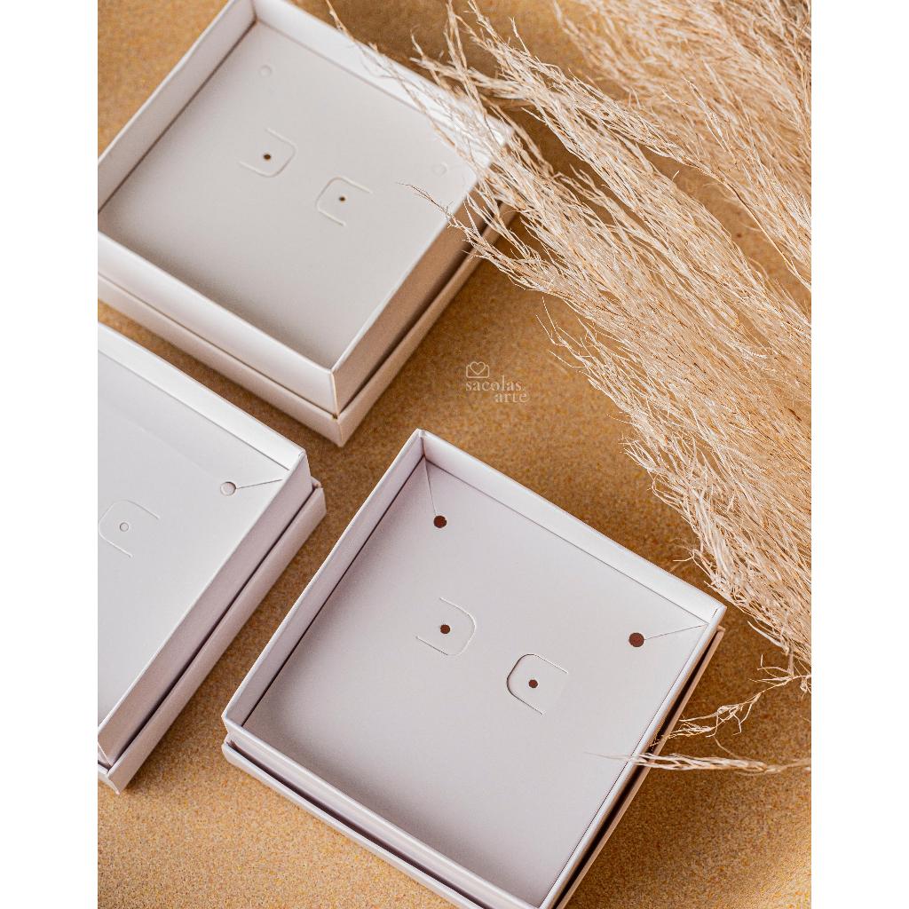 50 Caixa de Joias de Papel Branco com Berço - 7,5cm x 7,5cm x 3,5cm