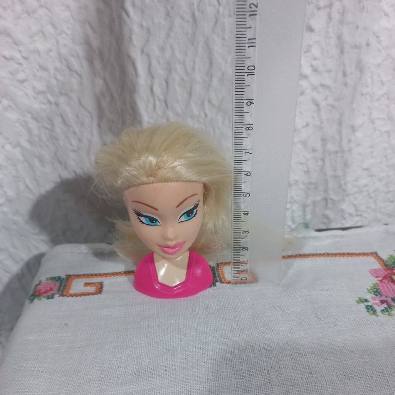 Busto Boneca Tipo bratz