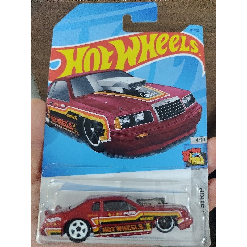 Hot Wheels 86 Ford Thunderbird Pro Stock 107/250