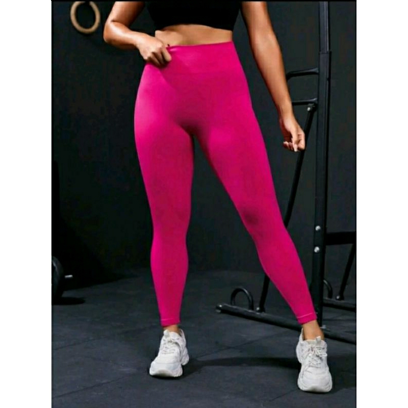 Legging Grossa Plus Size Importada Cintura Alta Sem Costura Modelagem Empina Bumbum  Esporte Academia Treino Yoga