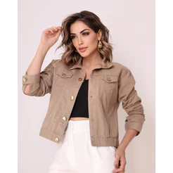 Jaqueta jeans moda feminina Esta jaqueta jeans é um pouco maior que as comuns