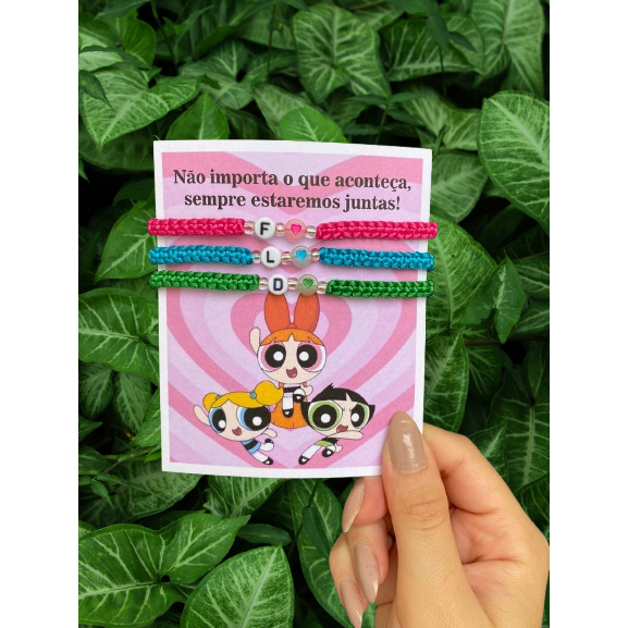 Kit 3 Pulseiras Meninas Super Poderosas Amizade Inicial Personalizado Brilha No Escuro