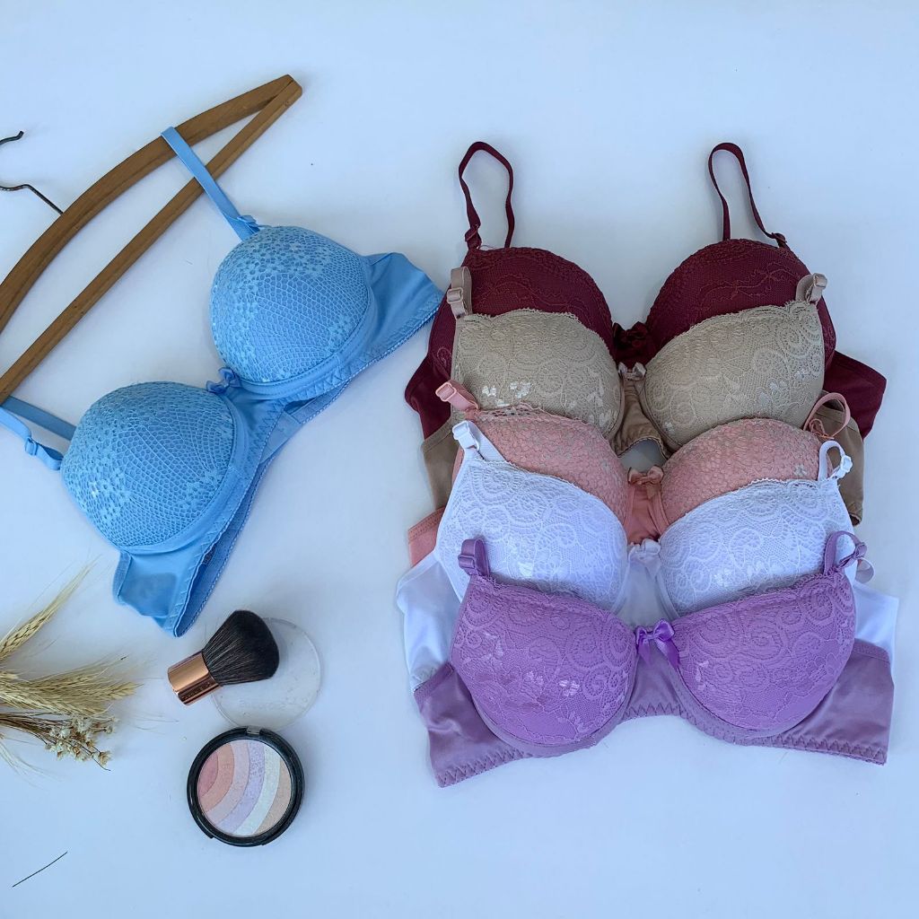 Kit  Sutiãs de Renda com Bojo Lingerie Feminina Soutien Sutian Regulável Reforçado com Aro