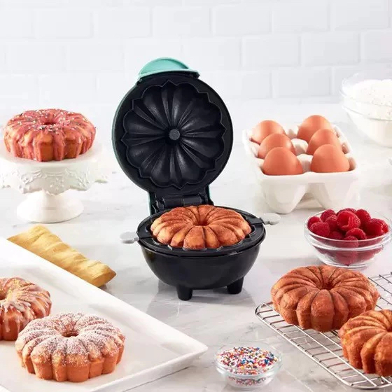 Mini Máquina De Fazer Bolo Bundt Maker 110v 5 Cor em Oferta na Shopee