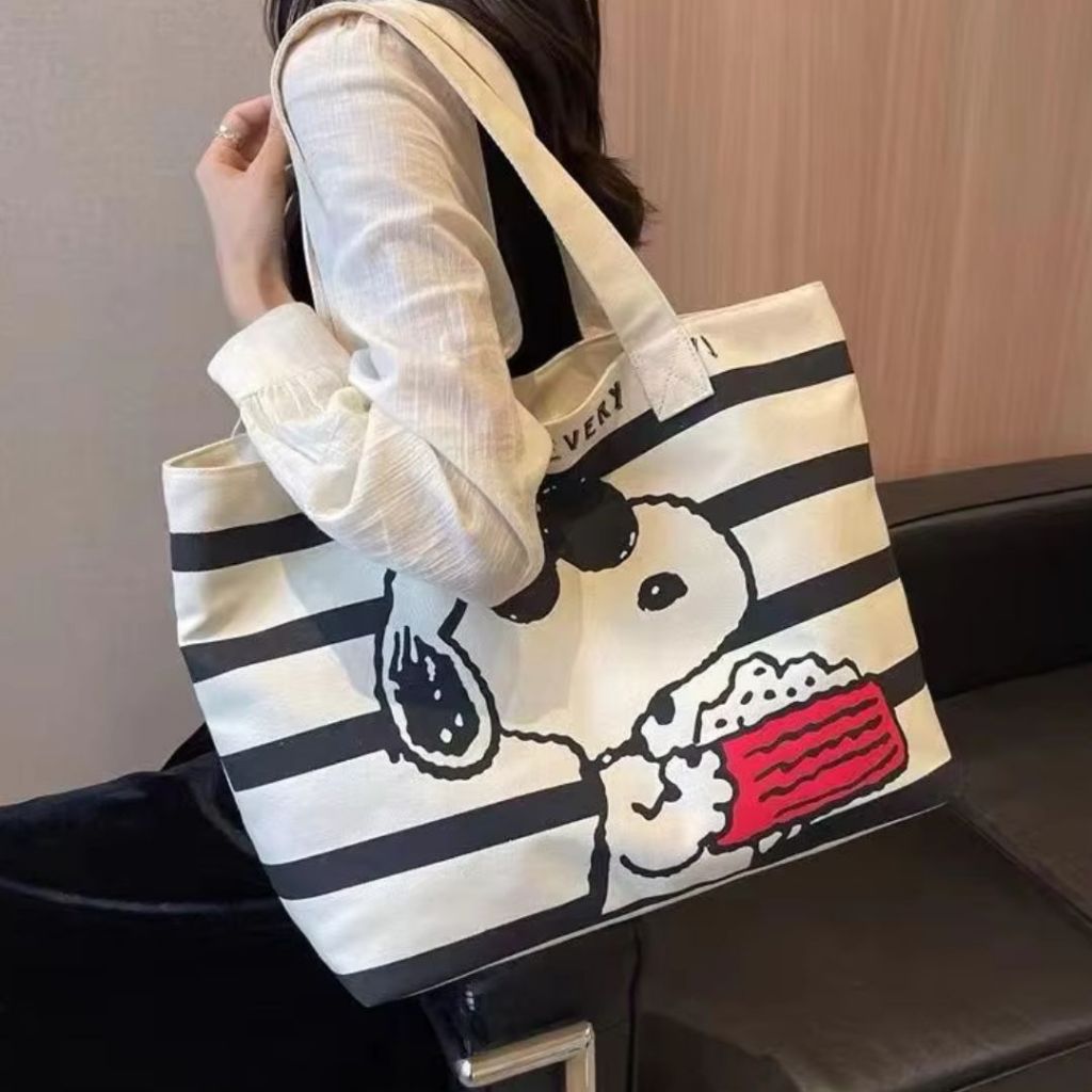 Bolsa Sacola Snoop em Oferta na Shopee