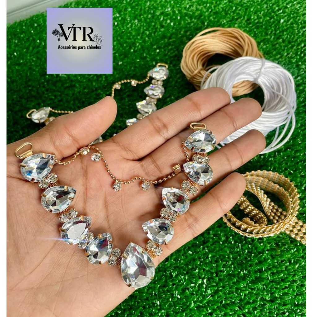 kit Cabedal com correntinha Tatti cristal para chinelo com 3 opção de fio em Oferta na Shopee