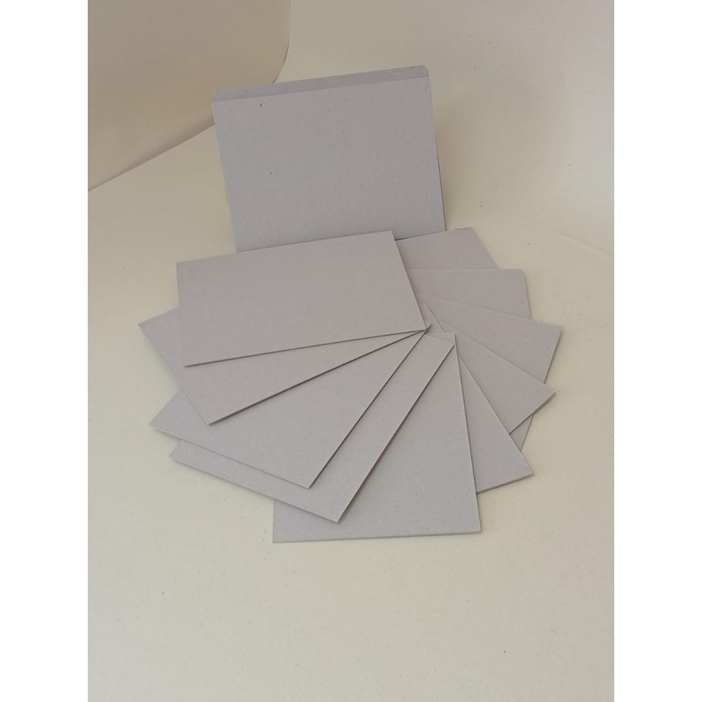 papelão cinza 1000 (mil )pçs de papelão 1,9 mm no  formato 4,5 x 21 cm .