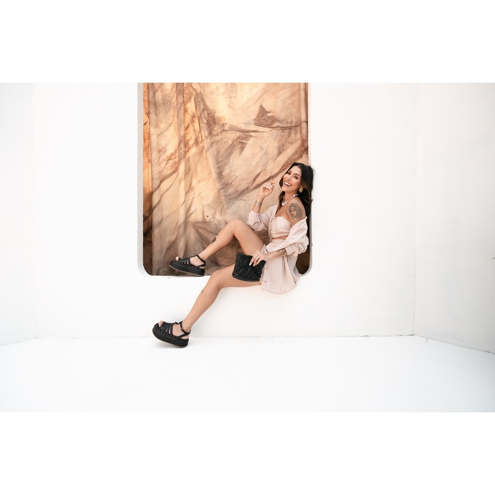 Sandalia Plataforma Tamanco Com Tiras Preto Original Dubuy 2070DB em Oferta na Shopee