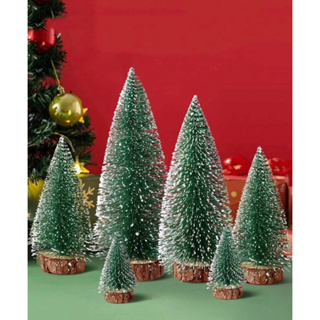 Kit com mini pinheiros de 15cm (Nat125) de natal decorativos de mesa