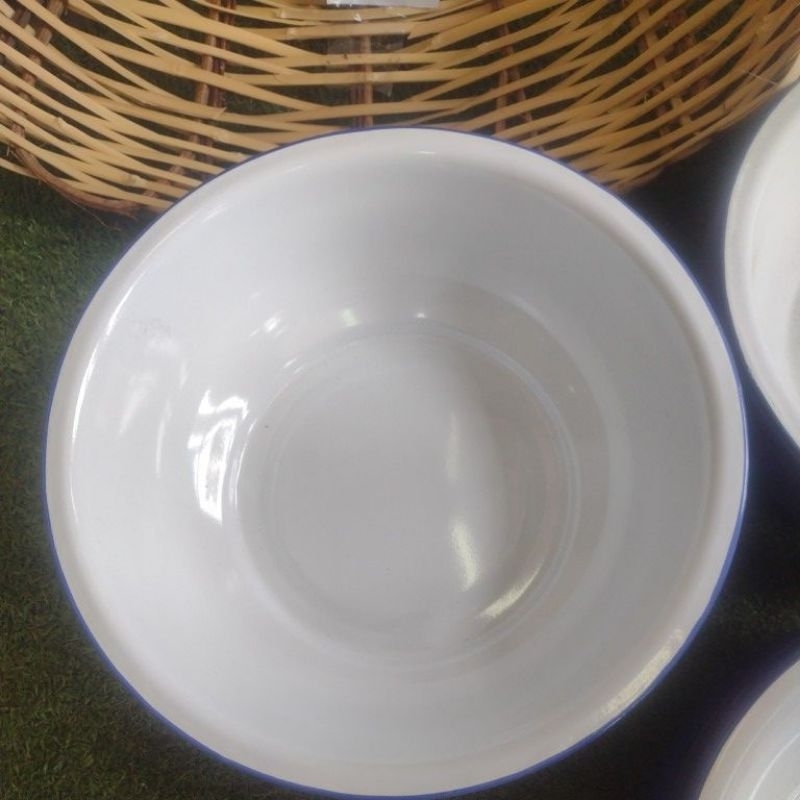 Bacia de Ágata Milla Esmaltada Branca Importado 34cm Milla