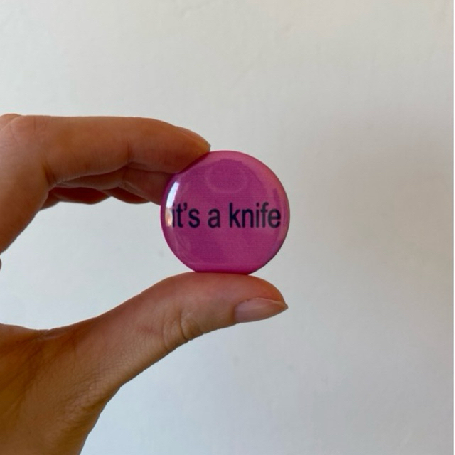 boton / botton /button, chaveiro ou imã it’s a knife charli xcx ariana grande brat 32mm