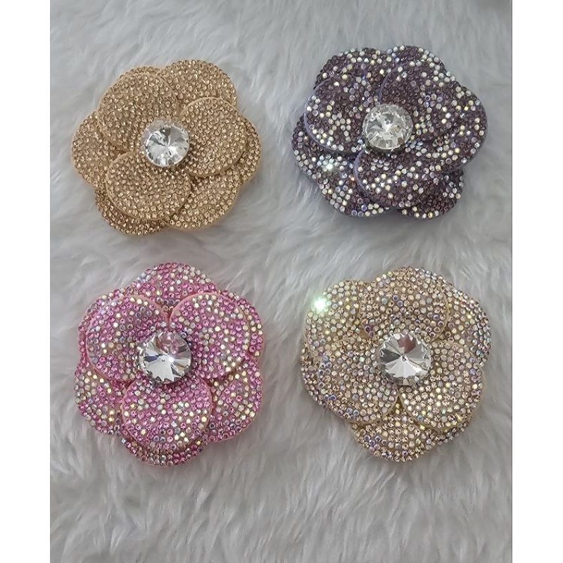 Aplique de flor redonda com strass em feltro vendido por par em Oferta na Shopee