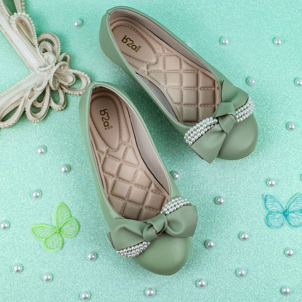 Sapatilha Infantil Delicada Básica Menina Laço Pérola Confortável Festa Casamento Original B2A em Oferta na Shopee