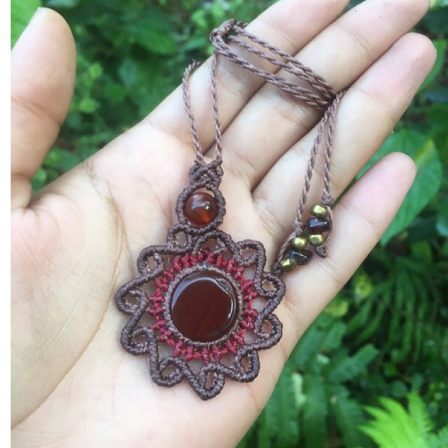 colar mandala com pedra natural Agata de fogo