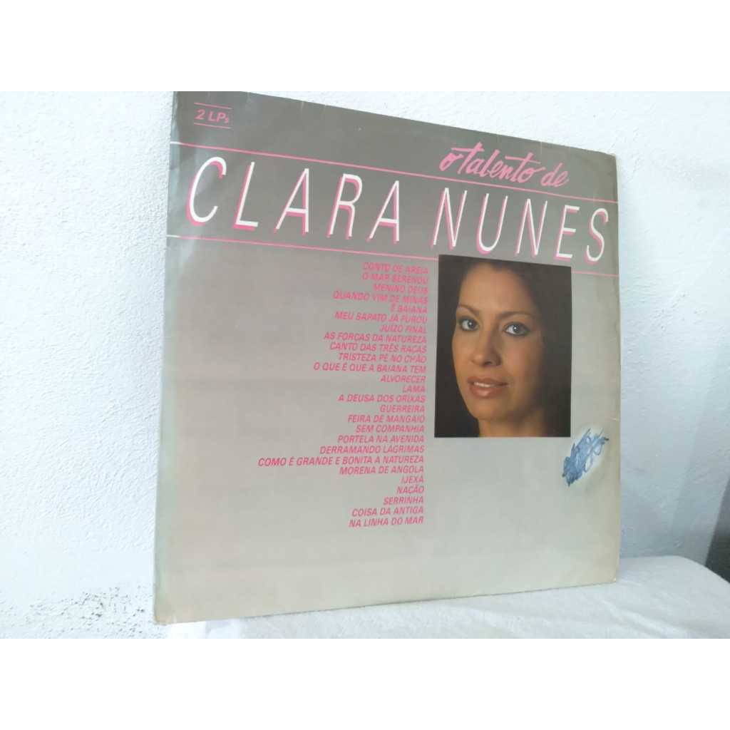 Lp Clara Nunes - O Talento De Clara Nunes -  Duplo - 26 Sucessos - Leia a descrição - Veja as Fotos