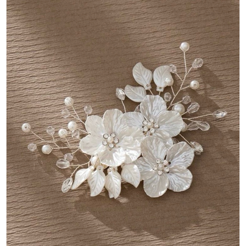 Presilha prendedor de Noiva Flores Brancas Elegante, Flor de Concha tipo Artesanal, presilha de Cristal para Casamentor