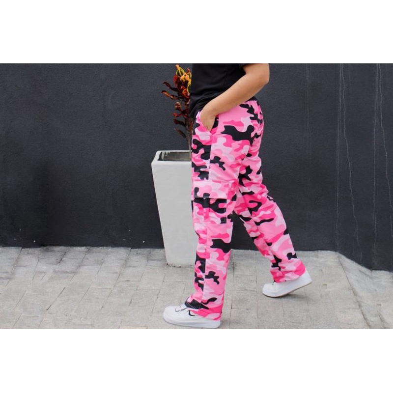 CALÇA CARGO DE TACTEL CAMUFLADA
