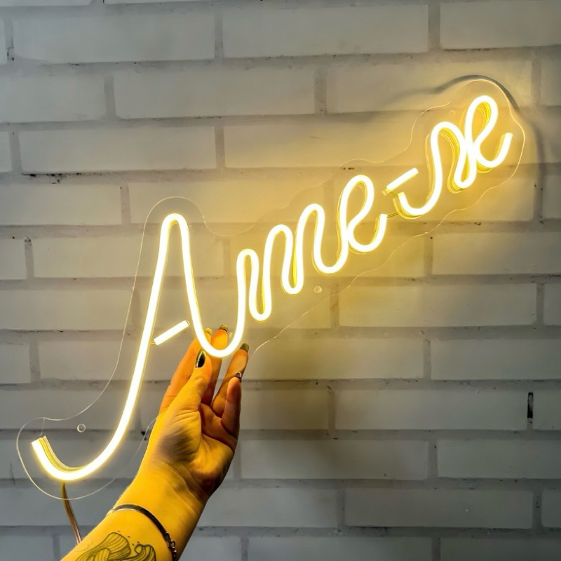Placa Luminária Decorativa Ame-se Led Neon 40x14 cm