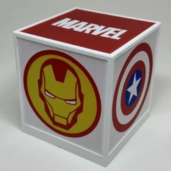 Luminária de Mesa - Cubo - Heróis Marvel