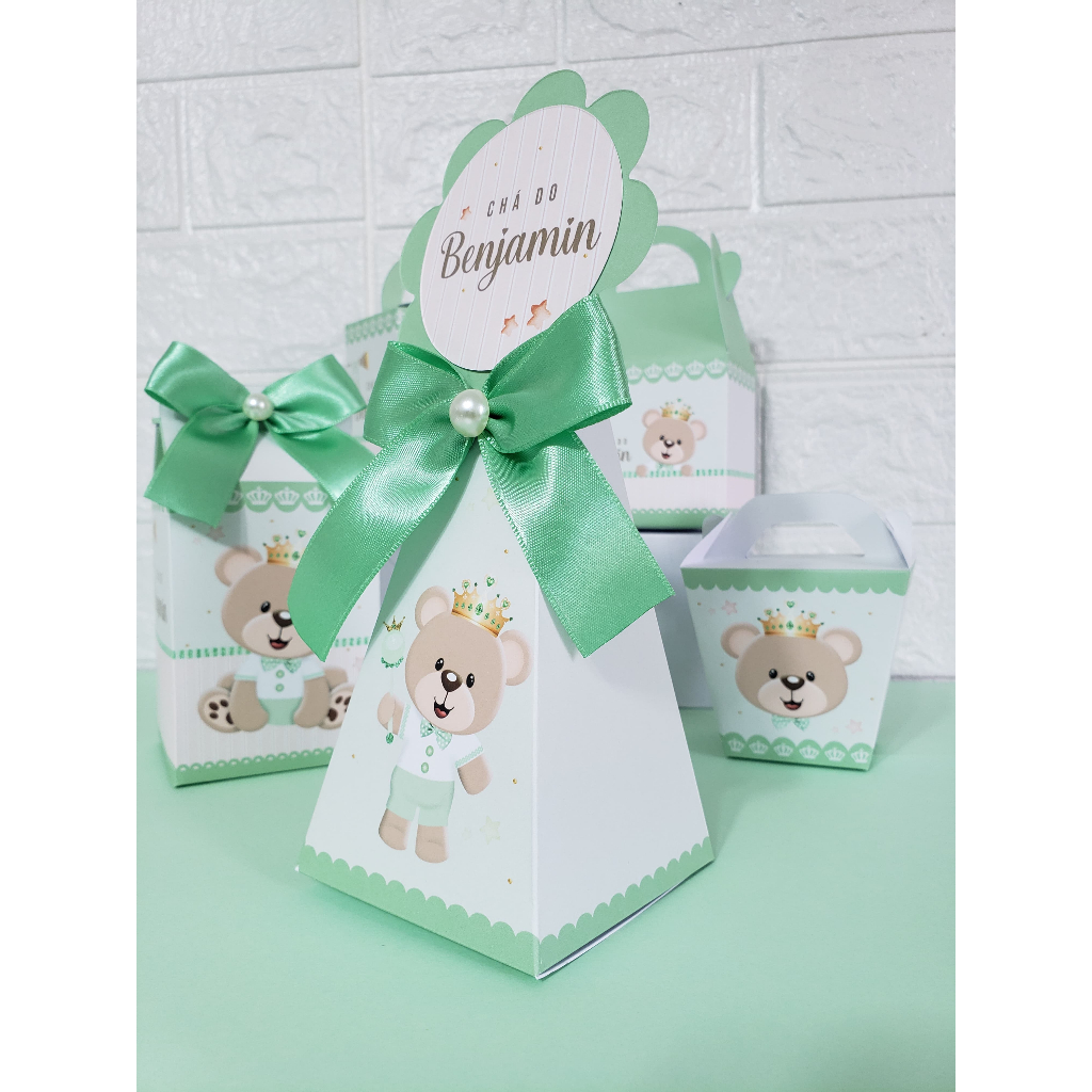 Caixinhas lembrancinhas personalizadas chá de bebê fraldas menino tema ursinho principe urso com coroa verde claro