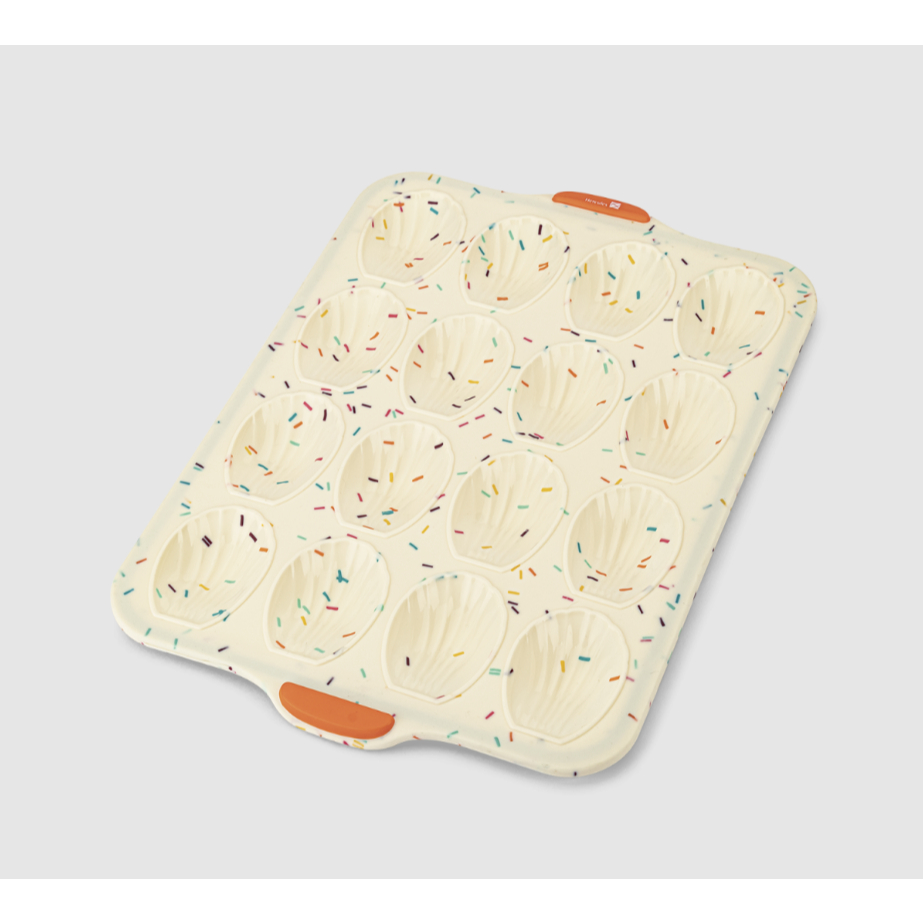 FORMA PARA 16 MADELEINES BAKERY HERCULES 35X25CM UC130-16 em Oferta na Shopee