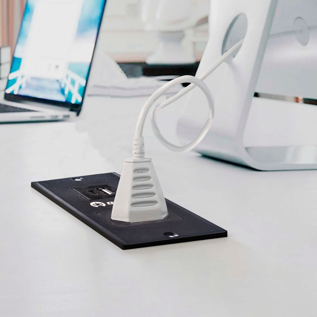 Tomada Elétrica Saída Universal Entradas USB-C e USB 5V=1.0A - Home Appliances