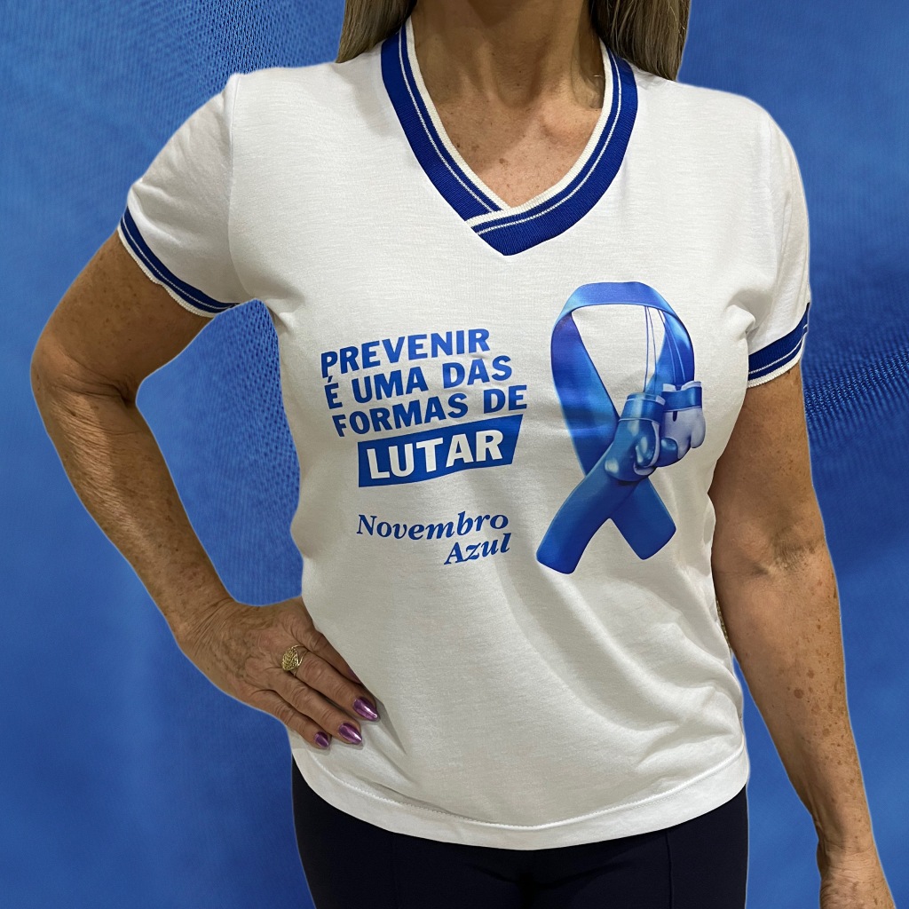 Camiseta Feminina Novembro Azul Malha Fria Branca Gola V Estampa DTF