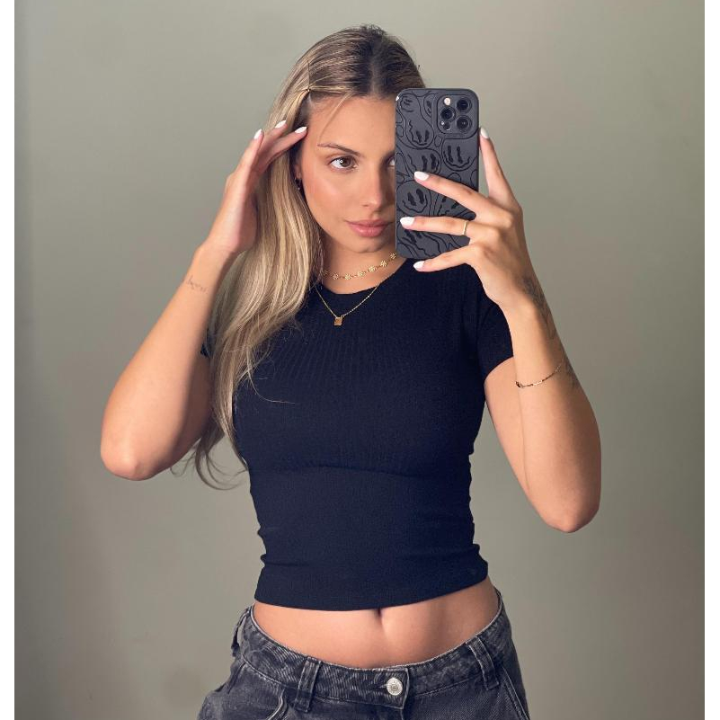 Blusa cropped básica feminina canelado gola redonda manga curta