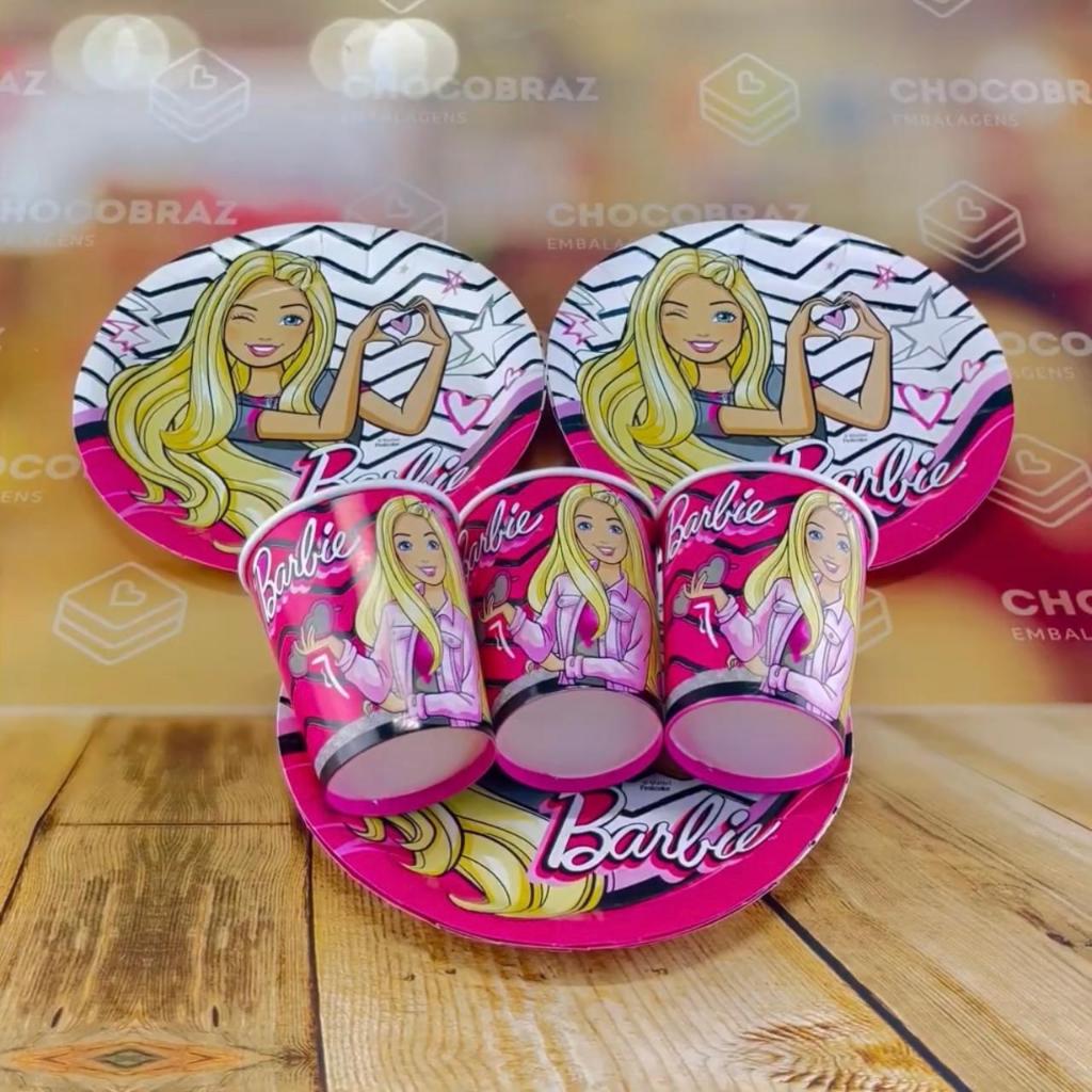 Kit Festa BARBIE 16 Pratos + 16 Copos Descartável 200 Ml Papel - FESTCOLOR em Oferta na Shopee