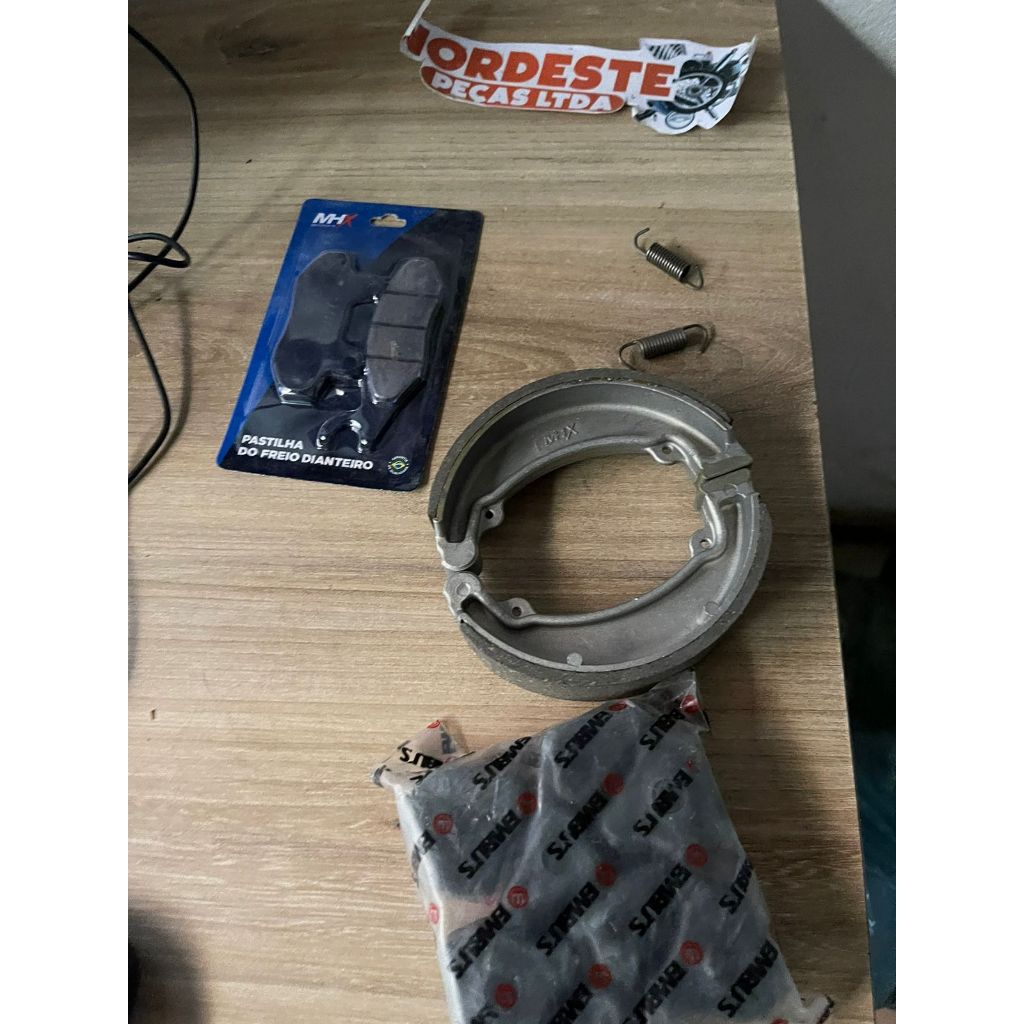 Pastilha + Sapata freio + molas Dafra riva 150 lona riva150 bucha coroa